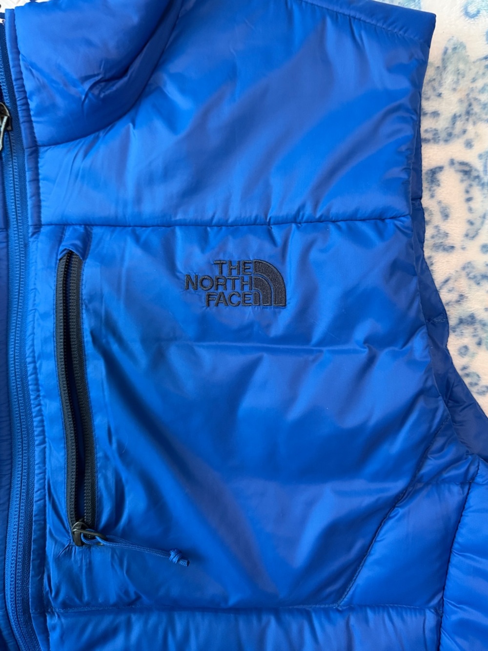 The North Face Men’s Royal Blue Quilted Down Vest - Picture 4 of 9